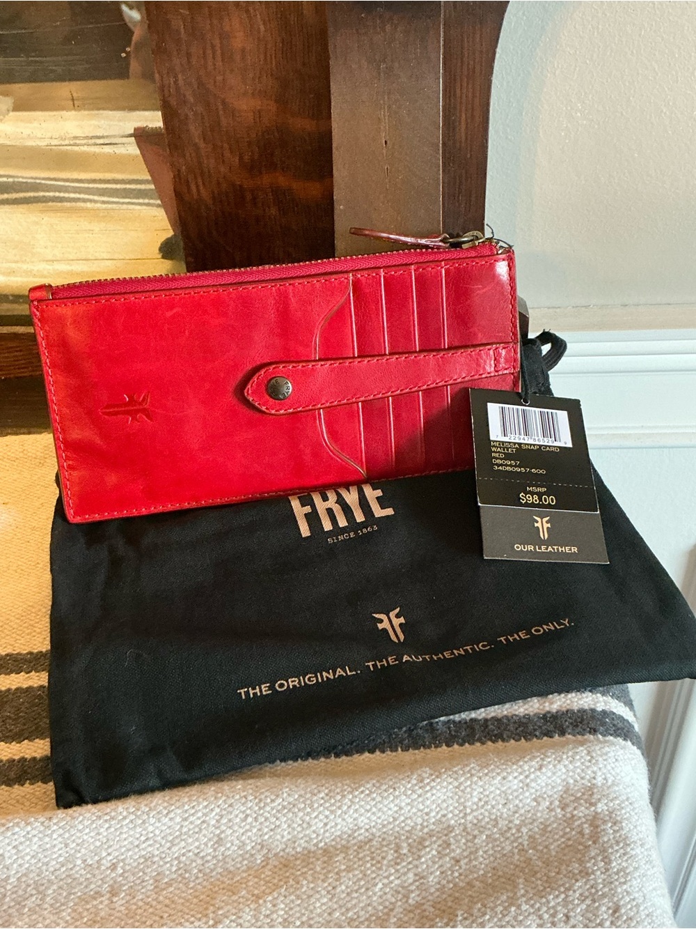 NWT Frye Melissa Leather Snap Card Wallet Red Retail $98 - Picture 2 of 13